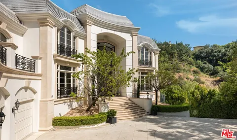 $11,995,000 | 10509 Vestone Way, Los Angeles, CA 90077