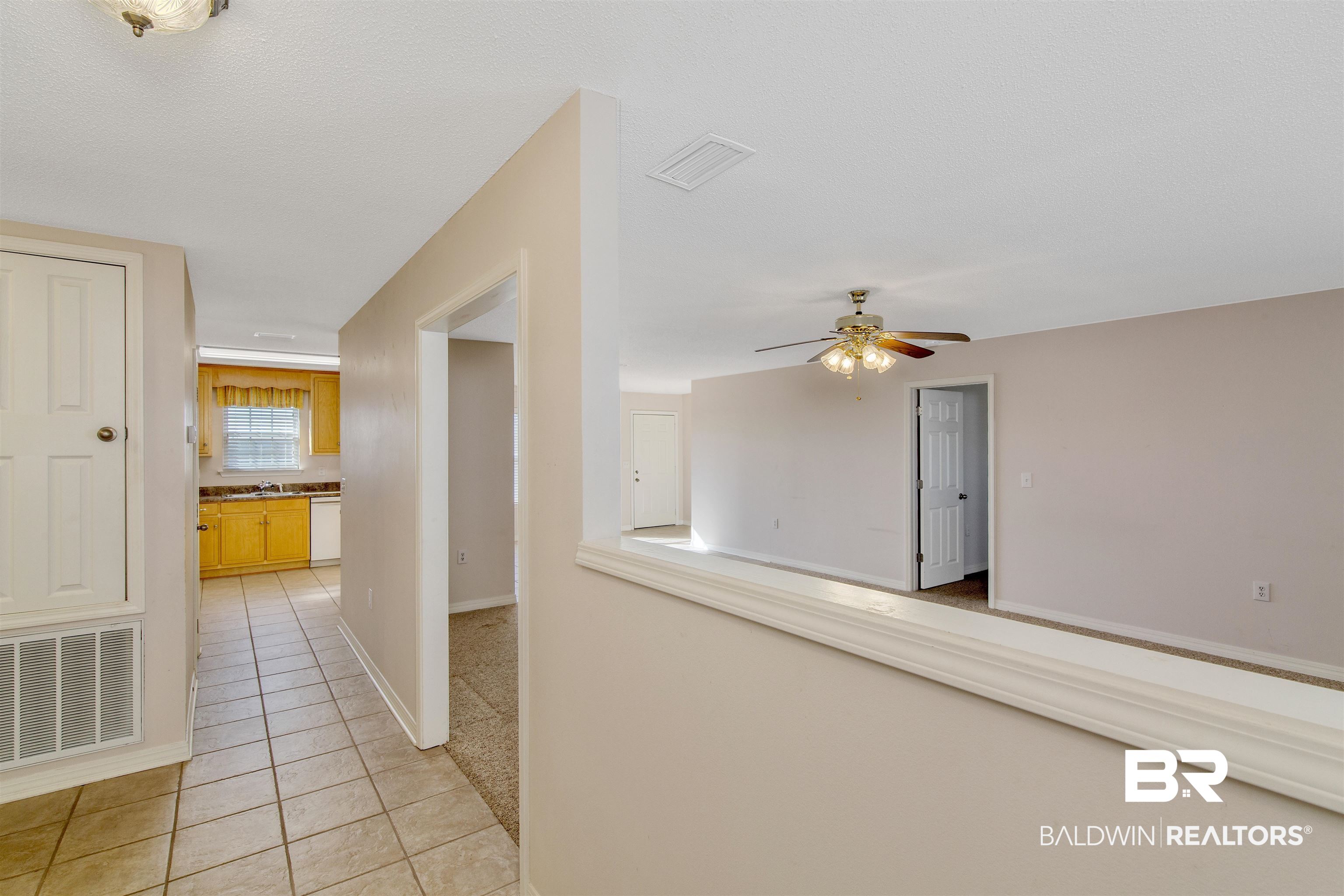 24752 Linholm Road Robertsdale, AL 36567 - Photo 4 of 36
