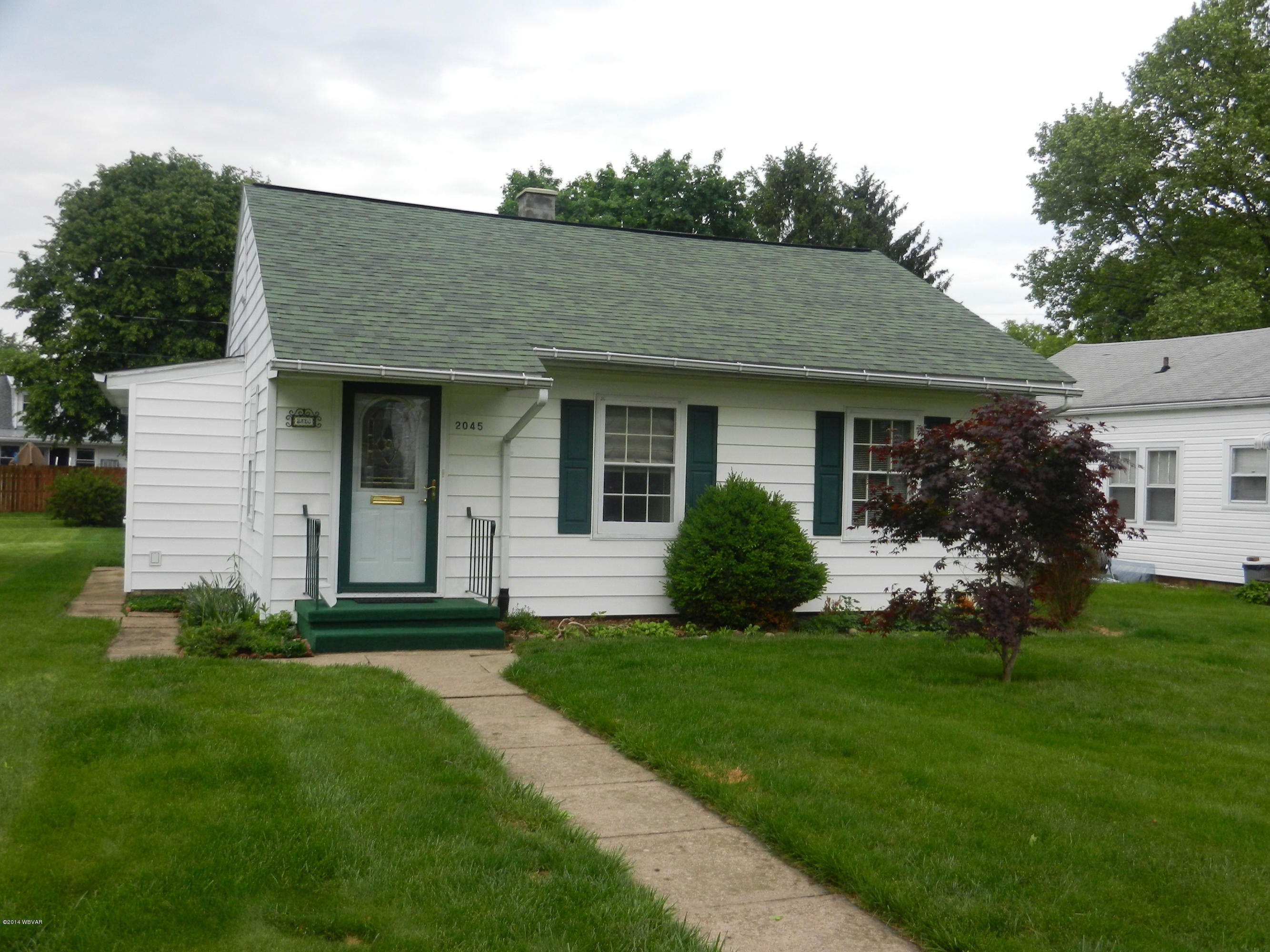 2045 Reed Street Williamsport, PA 17701 - Photo 1 of 10 Front