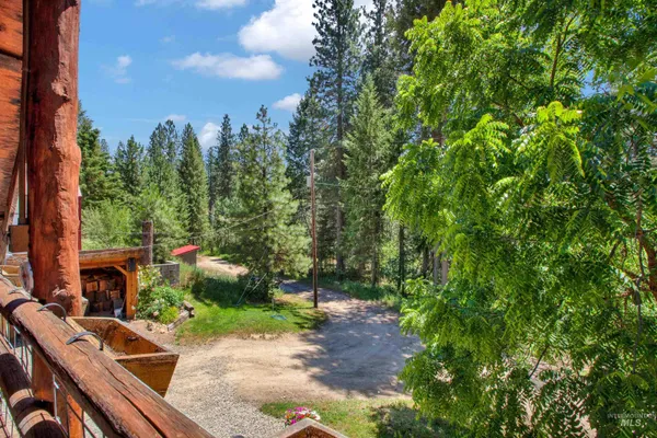 $580,000 | 10 Crick Road, Garden Valley, ID 83622