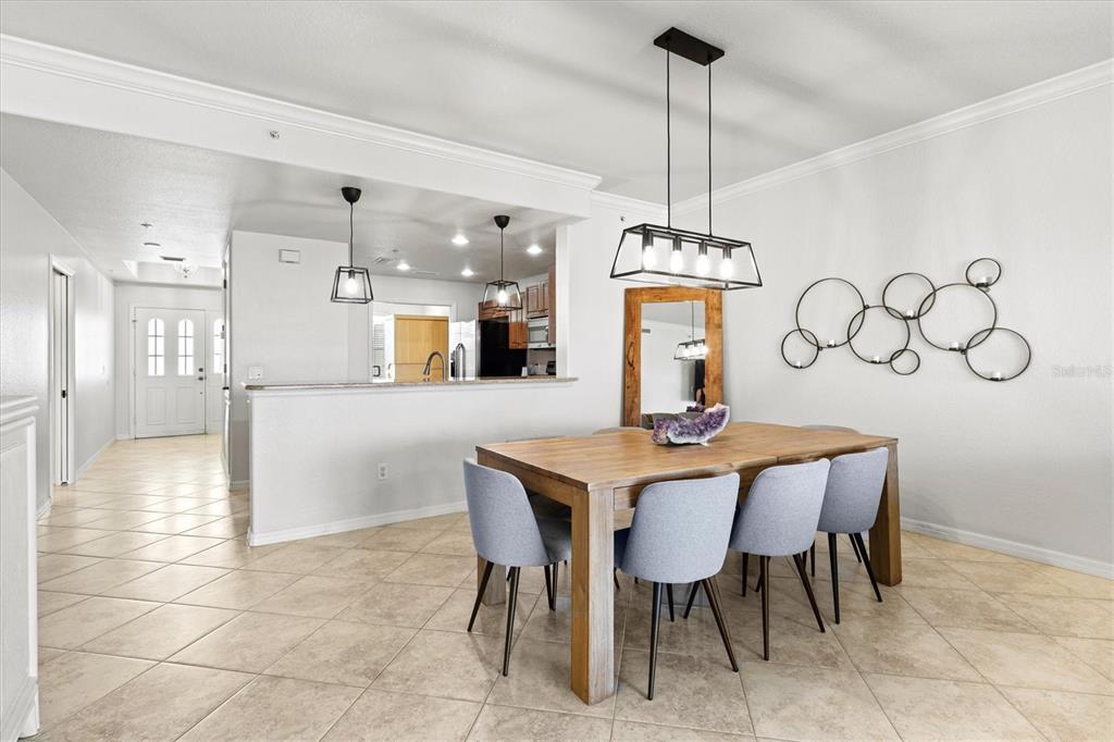 1000 San Lino Circle, Unit 1032 Venice, FL 34292 - Photo 14 of 88 a view of a dining room and livingroom