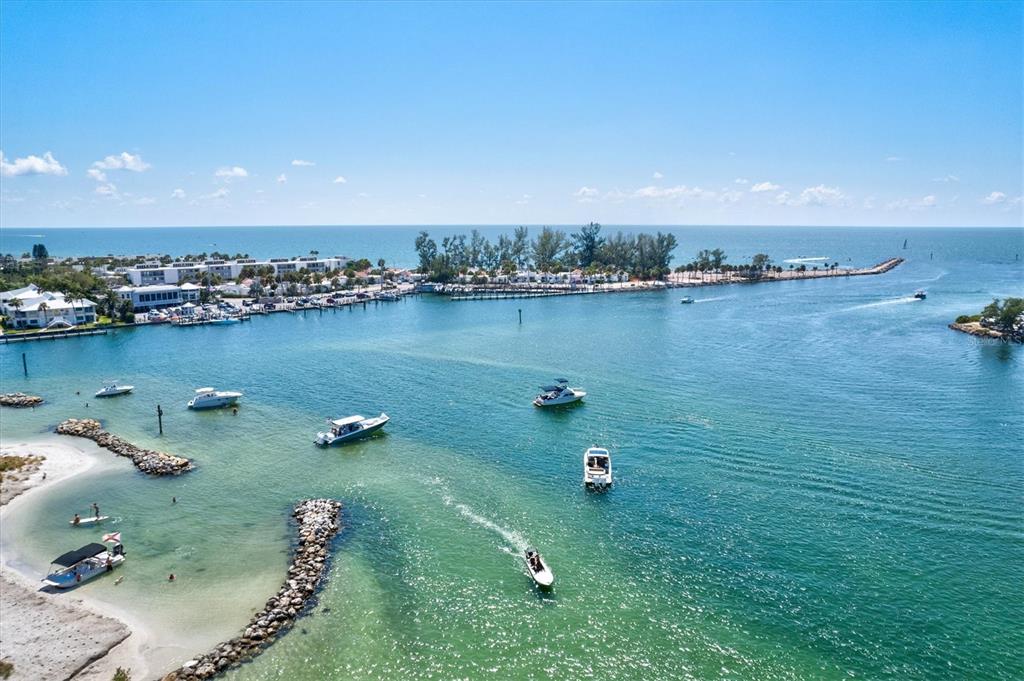 1000 San Lino Circle, Unit 1032 Venice, FL 34292 - Photo 58 of 88 an aerial view of a houses with a lake view