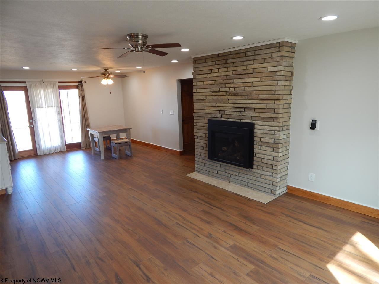 37 Citadel Road Morgantown, WV 26505 - Photo 4 of 20 Gallery Image 4