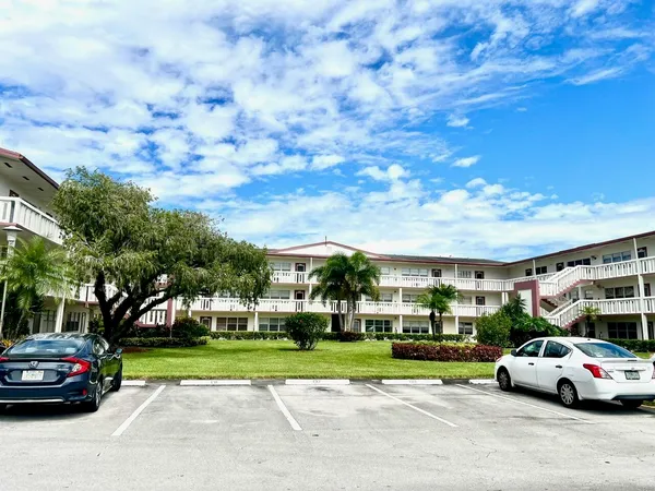 $192,000 | 144 Fanshaw D, Boca Raton, FL 33434