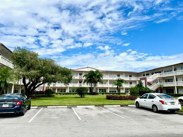 $192,000 | 144 Fanshaw D, Boca Raton, FL 33434