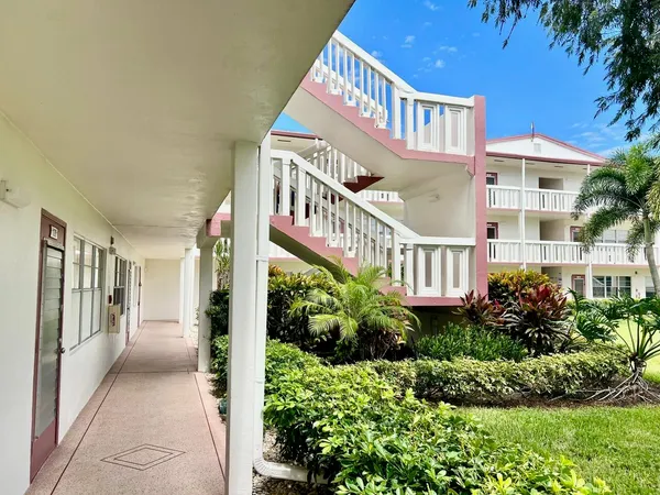$192,000 | 144 Fanshaw D, Boca Raton, FL 33434
