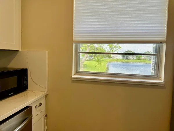 $192,000 | 144 Fanshaw D, Boca Raton, FL 33434