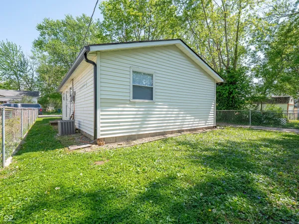 $1,350 | 450 Duane Street, Franklin, IN 46131