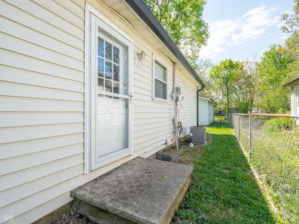 $1,350 | 450 Duane Street, Franklin, IN 46131