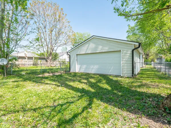 $1,350 | 450 Duane Street, Franklin, IN 46131