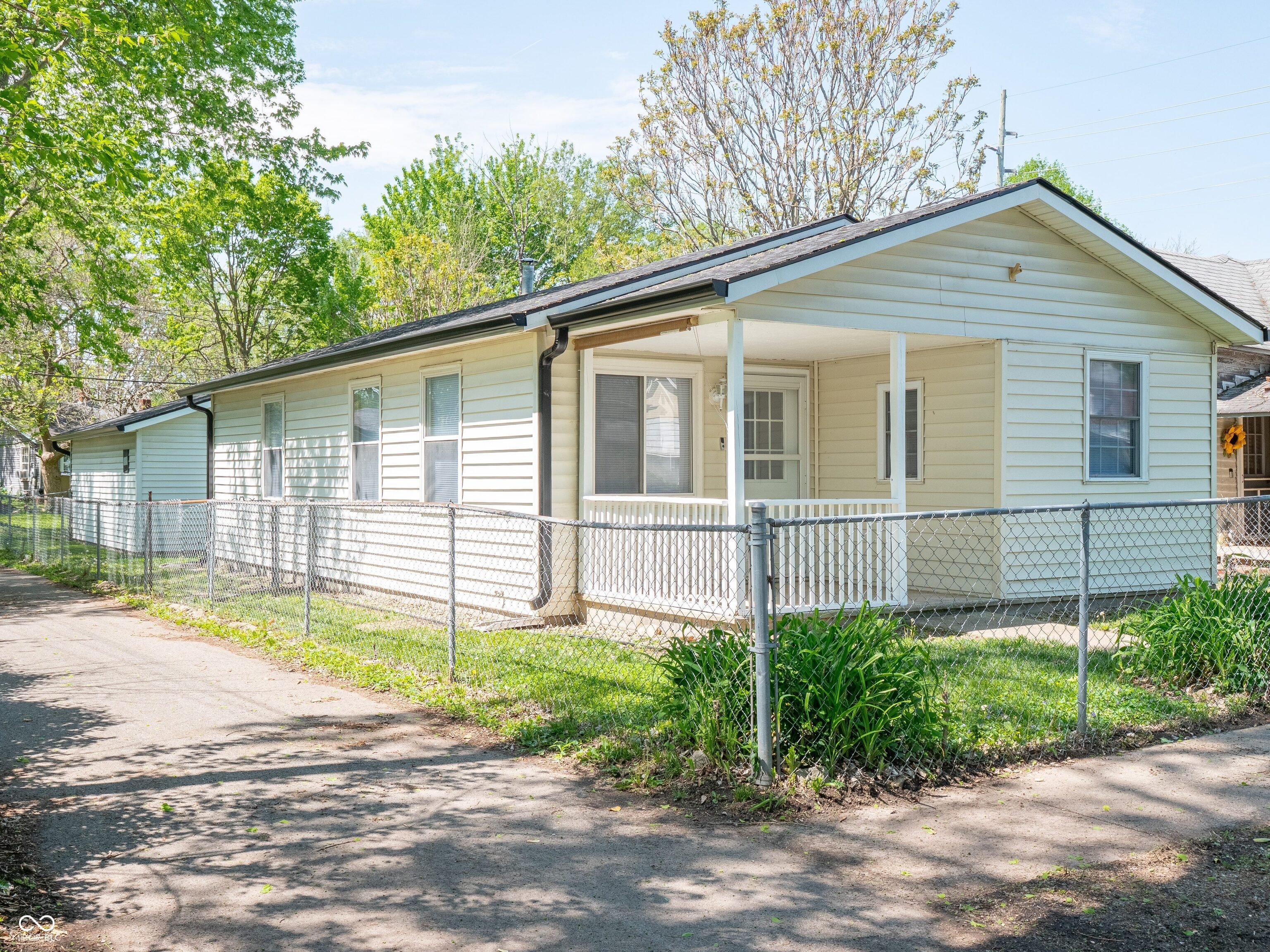 450 Duane Street Franklin, IN 46131 - Photo 4 of 36