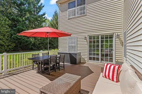 $1,200,000 | 290 Wentworth Road, Wayne, PA 19087