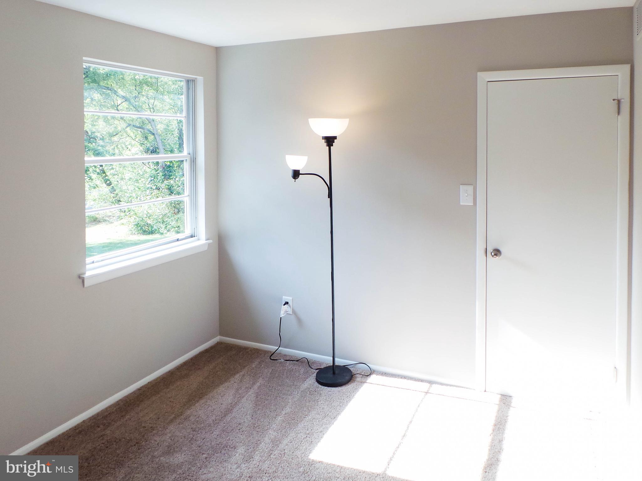 124 Stratton Lane Mount Laurel, NJ 08054 - Photo 18 of 20 Gallery Image 18