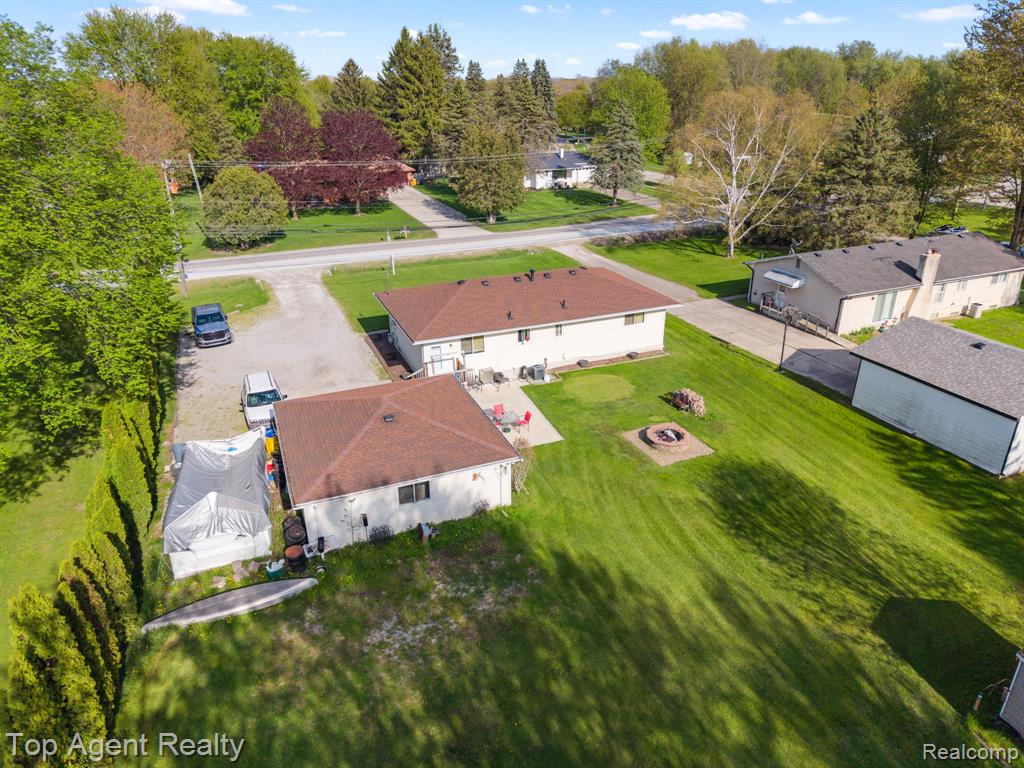 54951 Ridge Road New Baltimore, MI 48047 - Photo 53 of 58 Gallery Image 53