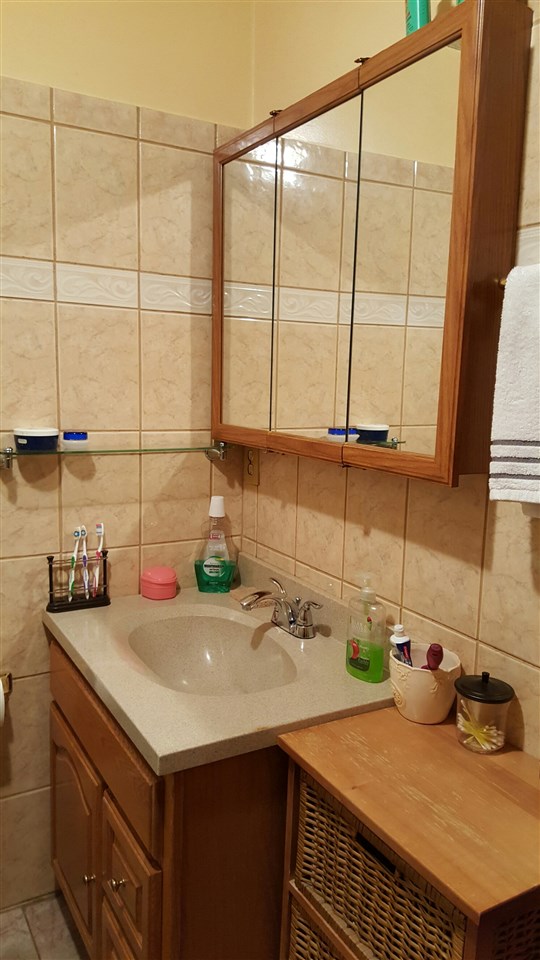 128 Mammoth Road, Unit 18 Hooksett, NH 03106 - Photo 11 of 21