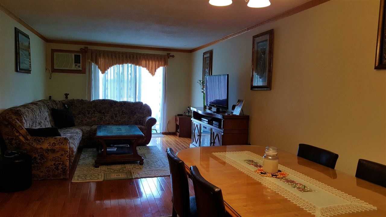 128 Mammoth Road, Unit 18 Hooksett, NH 03106 - Photo 3 of 21