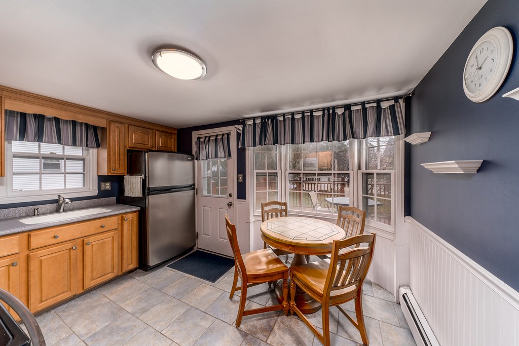 42 Evergreen Road Natick, MA 01760 - Photo 5 of 18