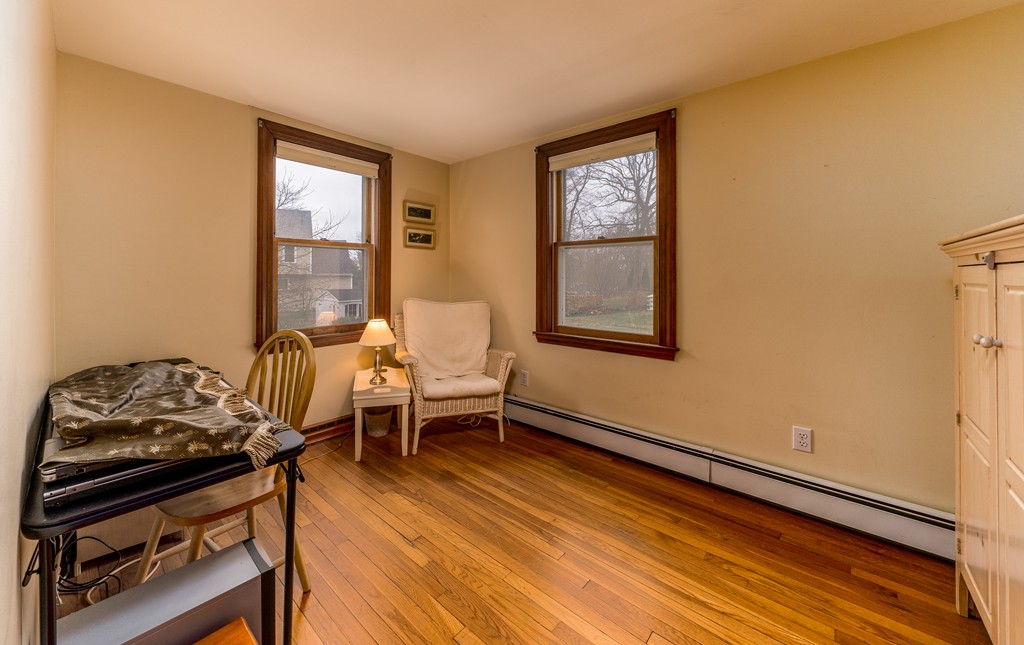 42 Evergreen Road Natick, MA 01760 - Photo 9 of 18