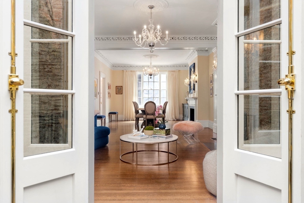 41 Chestnut Street Boston, MA 02108 - Photo 12 of 40