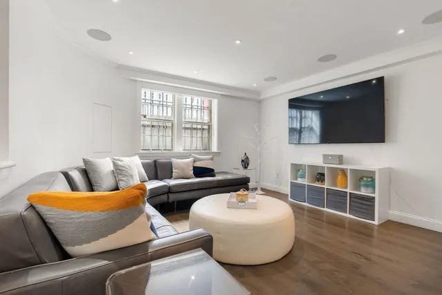 $5,995,000 | 41 Chestnut Street, Boston, MA 02108