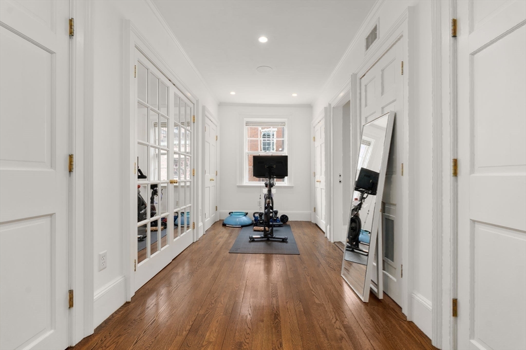 41 Chestnut Street Boston, MA 02108 - Photo 29 of 40