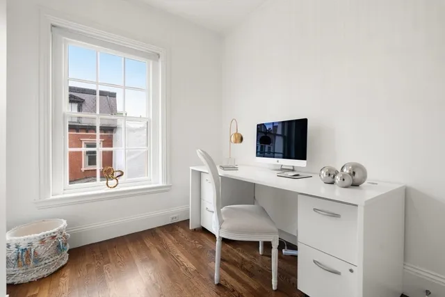 $5,995,000 | 41 Chestnut Street, Boston, MA 02108