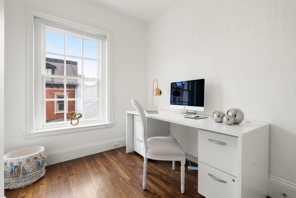 41 Chestnut Street Boston, MA 02108 - Photo 37 of 40