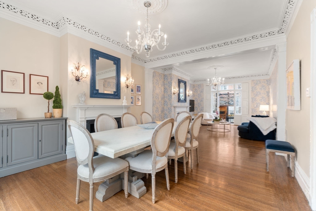 41 Chestnut Street Boston, MA 02108 - Photo 4 of 40 a view of a dining room with furniture and wooden floor