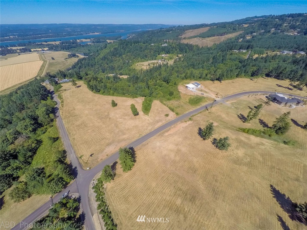 240 Aviator Road Woodland, WA 98674 - Photo 4 of 6 Gallery Image 4