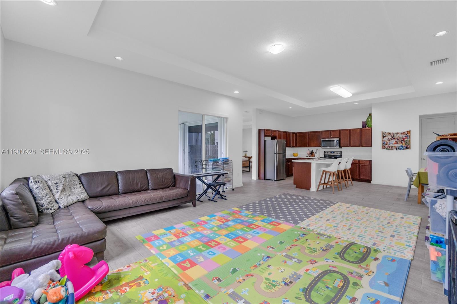 15288 Southwest 176th Terrace Miami, FL 33187 - Photo 3 of 68