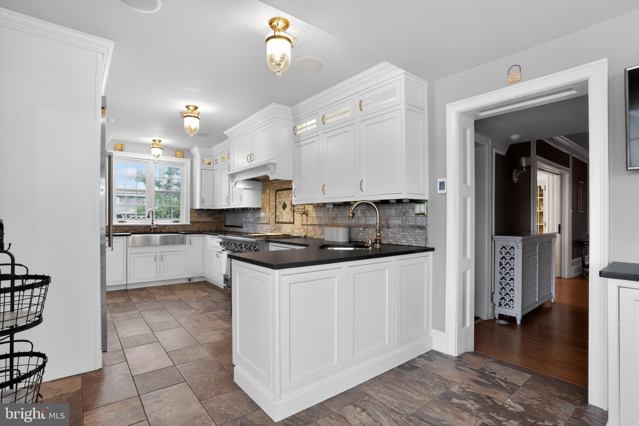 8148 High School Road Elkins Park, PA 19027 - Photo 14 of 36