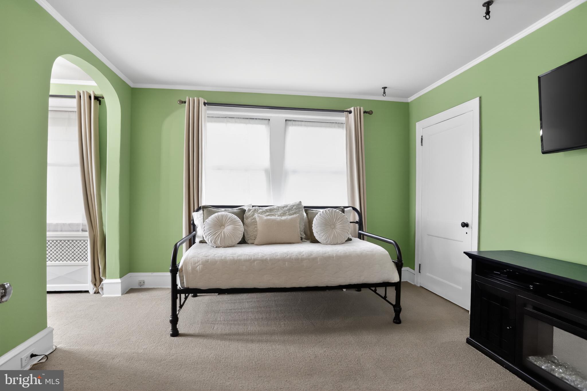 8148 High School Road Elkins Park, PA 19027 - Photo 25 of 36