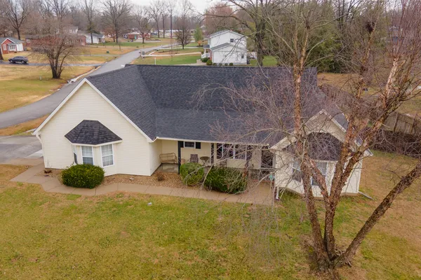 $359,900 | 1211 Mockingbird Lane, Carterville, IL 62918