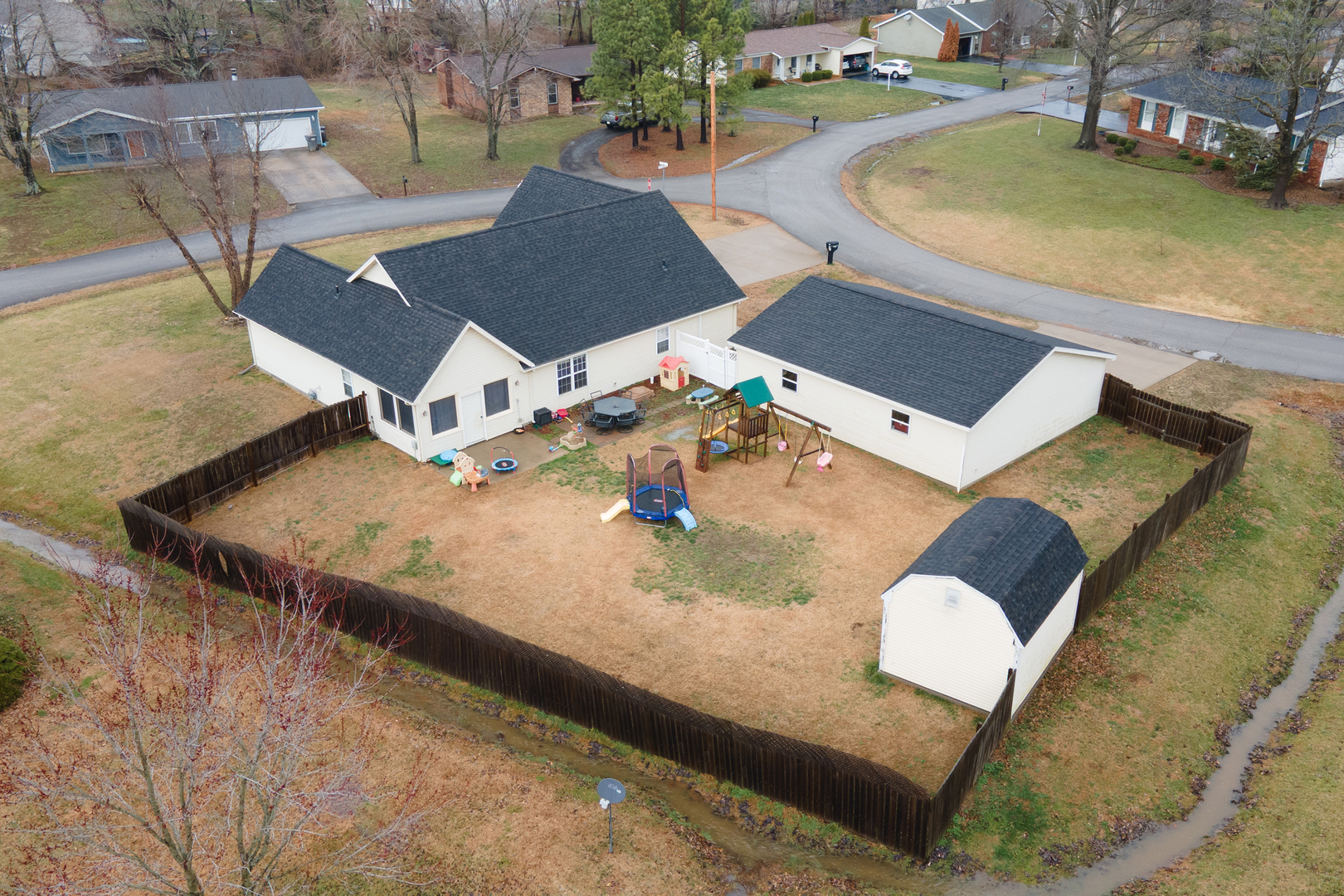 1211 Mockingbird Lane Carterville, IL 62918 - Photo 39 of 45