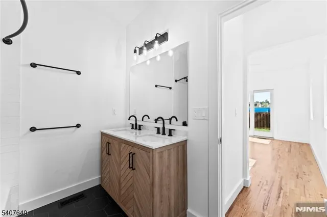 $3,500 | 246 Cortlandt Street, Unit 1, Belleville, NJ 07109