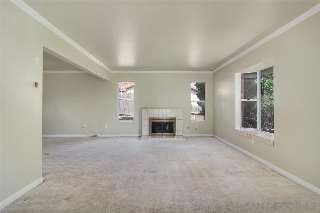1086 Crest Drive Encinitas, CA 92024 - Photo 2 of 13