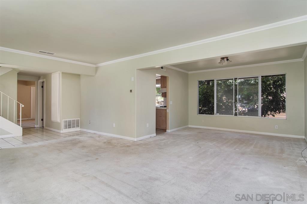 1086 Crest Drive Encinitas, CA 92024 - Photo 3 of 13