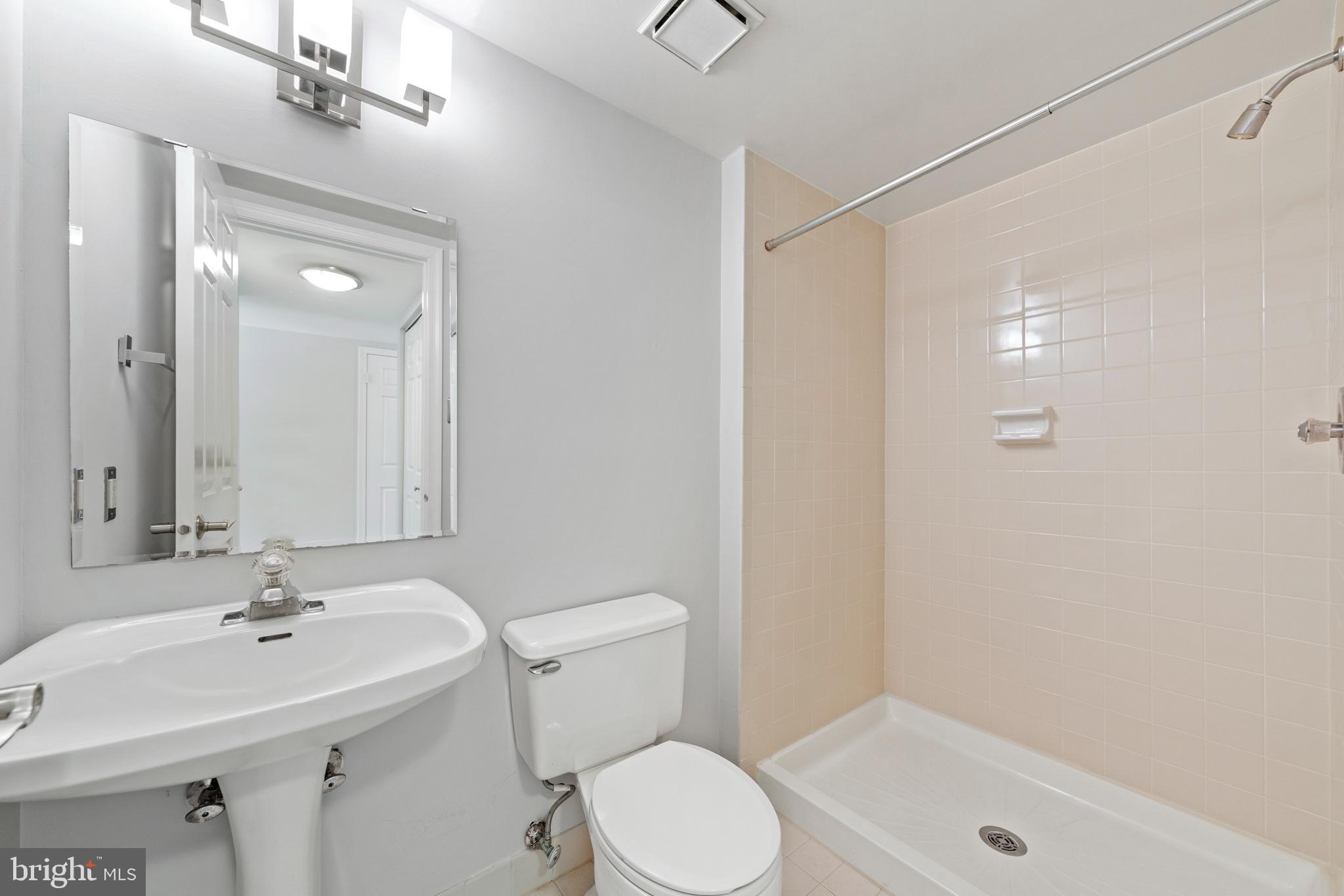 3 Grove Ridge Court, Unit 66 Rockville, MD 20852 - Photo 18 of 20