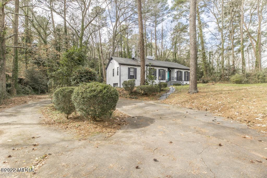 2170 Old Holton Road Macon, GA 31204 - Photo 5 of 48 2170 Old Holton Rd 4