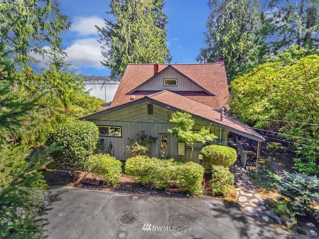 4105 Erlands Point Road Northwest Bremerton, WA 98312 - Photo 4 of 25 Gallery Image 4
