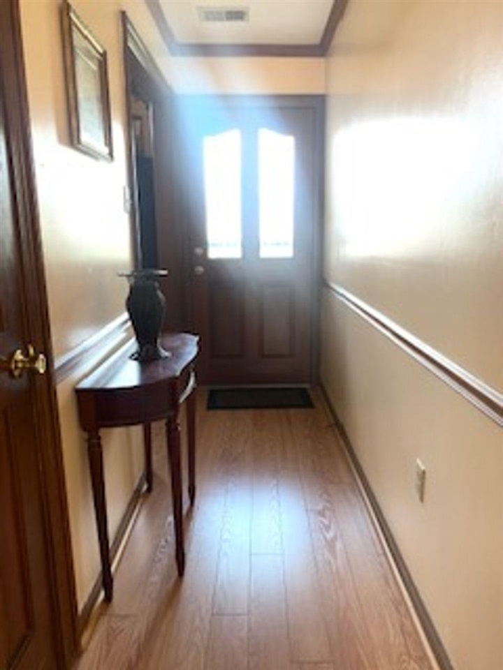 5269 Ross Road Memphis, TN 38141 - Photo 2 of 16