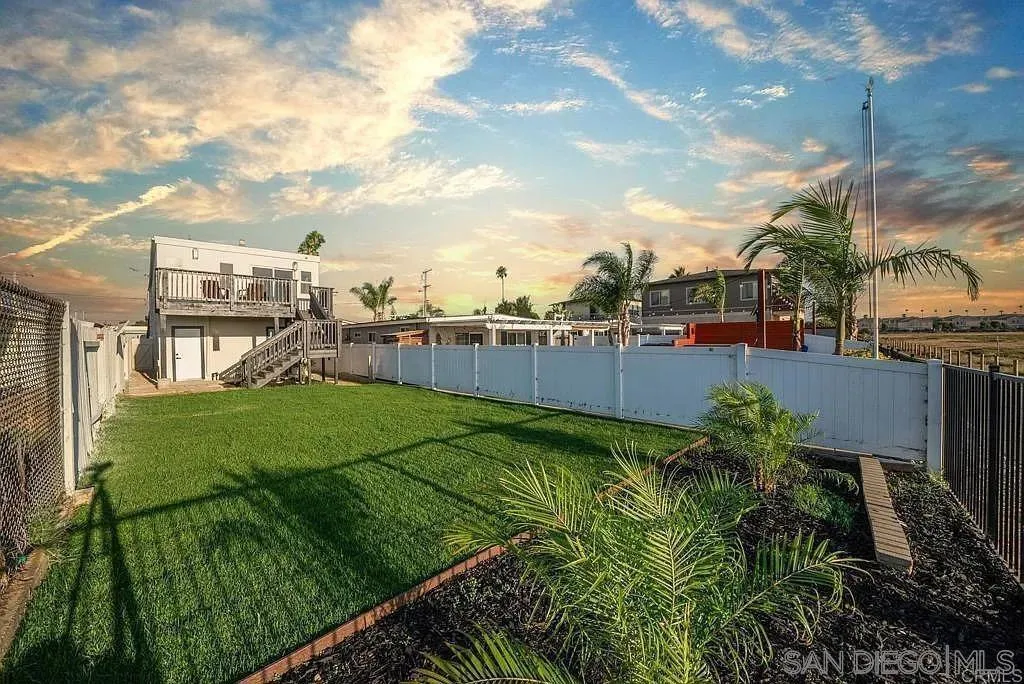 378 7th Street Imperial Beach, CA 91932 - Photo 27 of 41 a view of a garden