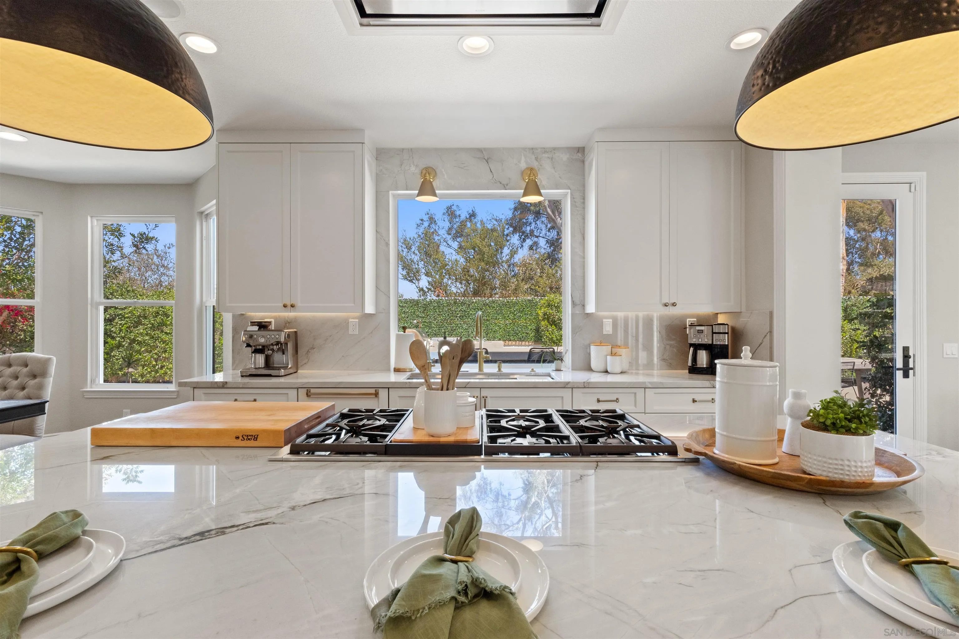 1035 Sagebrush Road Carlsbad, CA 92011 - Photo 12 of 66