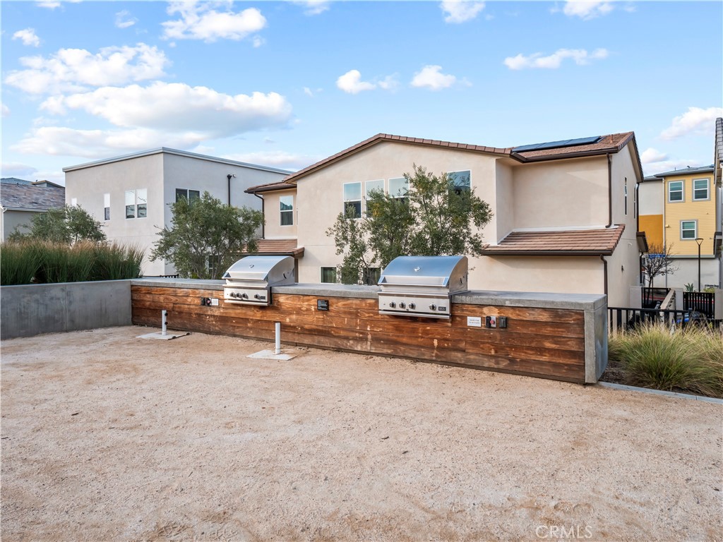 27013 Hummingbird Lane Valencia, CA 91381 - Photo 38 of 54
