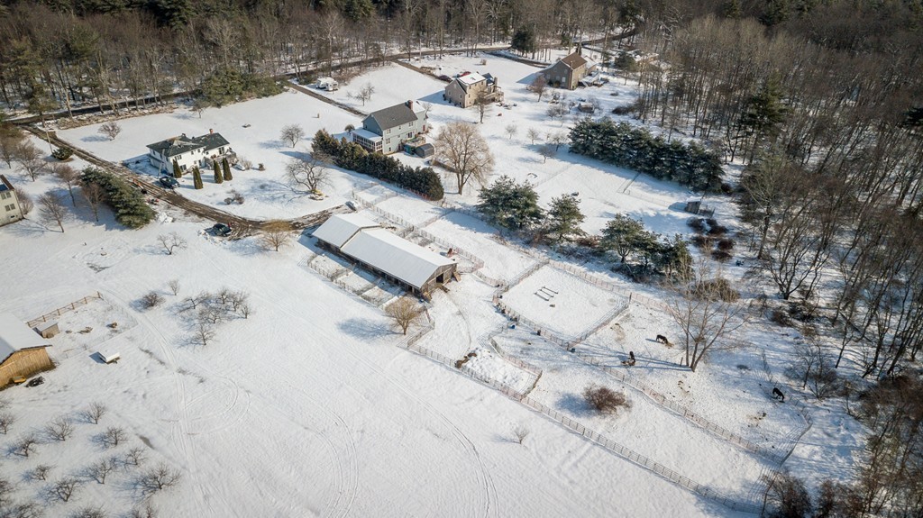 310 Cold Spring Road Belchertown, MA 01007 - Photo 6 of 26 Gallery Image 6