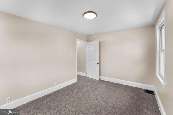 $350,000 | 127 Schooley Street, Moorestown, NJ 08057