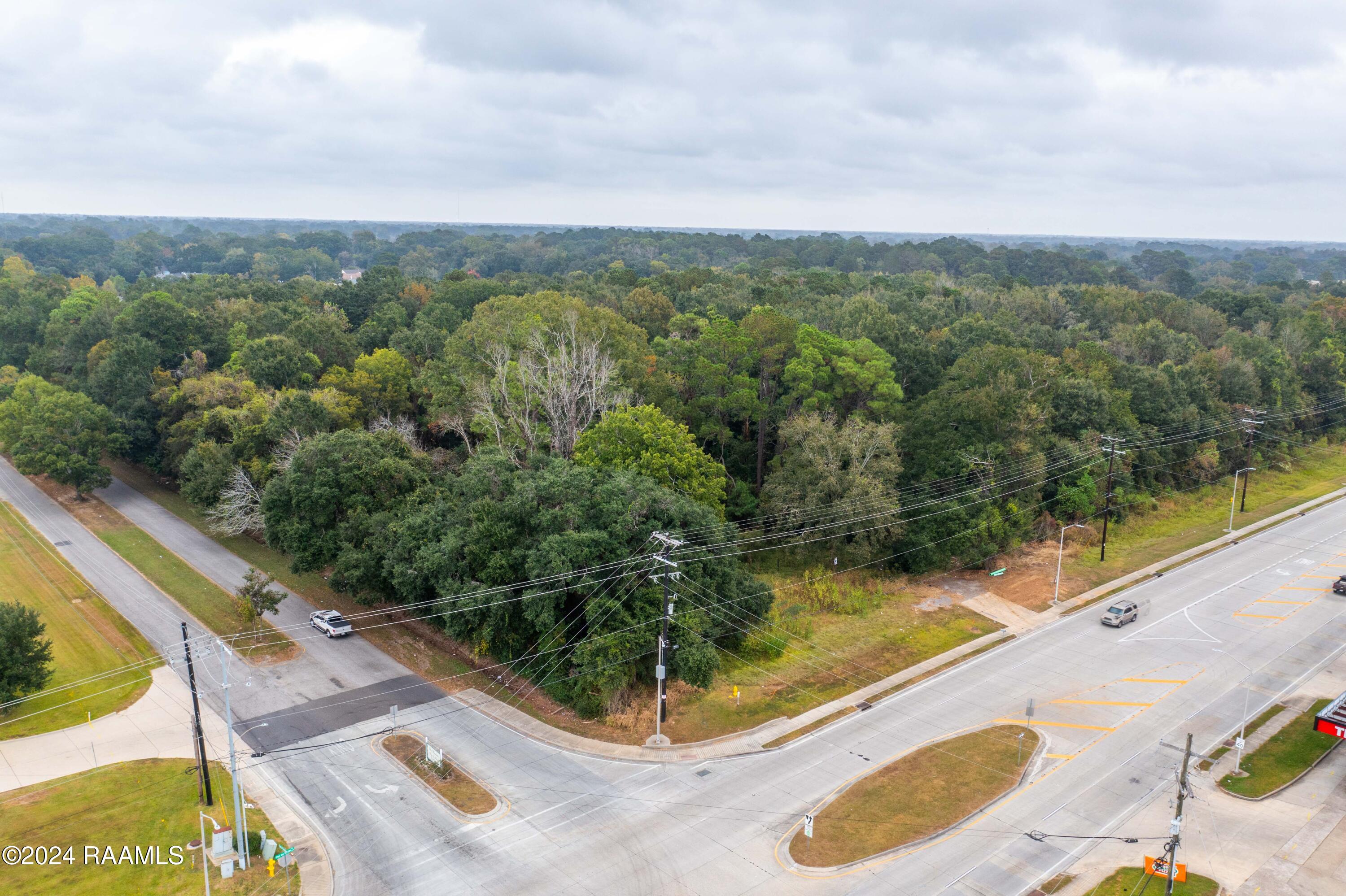 205 East Pont Des Mouton Road Lafayette, LA 70507 - Photo 6 of 14 205EPontDesMouton-7