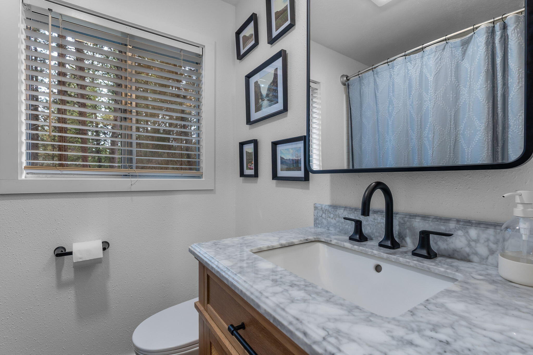 60140 Agate Road Bend, OR 97702 - Photo 18 of 25 2026_02_23_60140_agate_road-20
