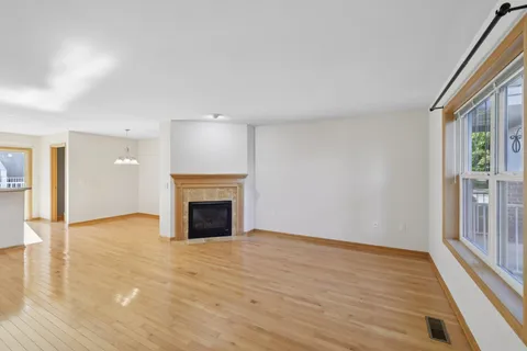 $345,000 | 711 Cricket Lane, Unit 3, Middleton, WI 53562