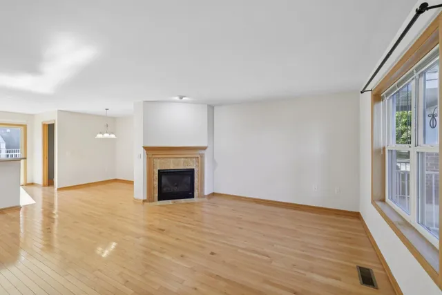 $345,000 | 711 Cricket Lane, Unit 3, Middleton, WI 53562